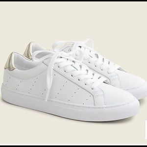 Saturday sneakers in leather with gold detail - Size 10